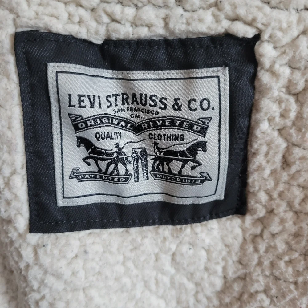 LEVI'S Jacket Quilt And Sherpa Lined Black Small